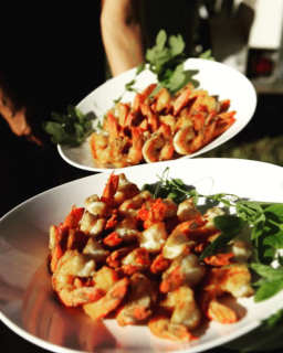 Local King Prawns anyone?

#byronbaycatering 
#kingprawns